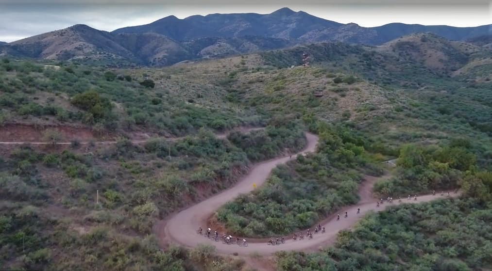 Picture of the cyclists racing the Mt Lemmon Gravel Grinder